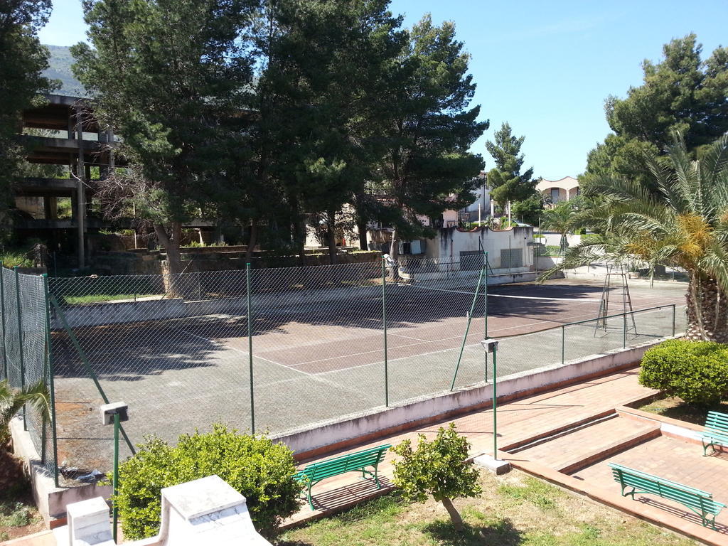 Hotel Azzolini Villagrazia Di Carini Luaran gambar